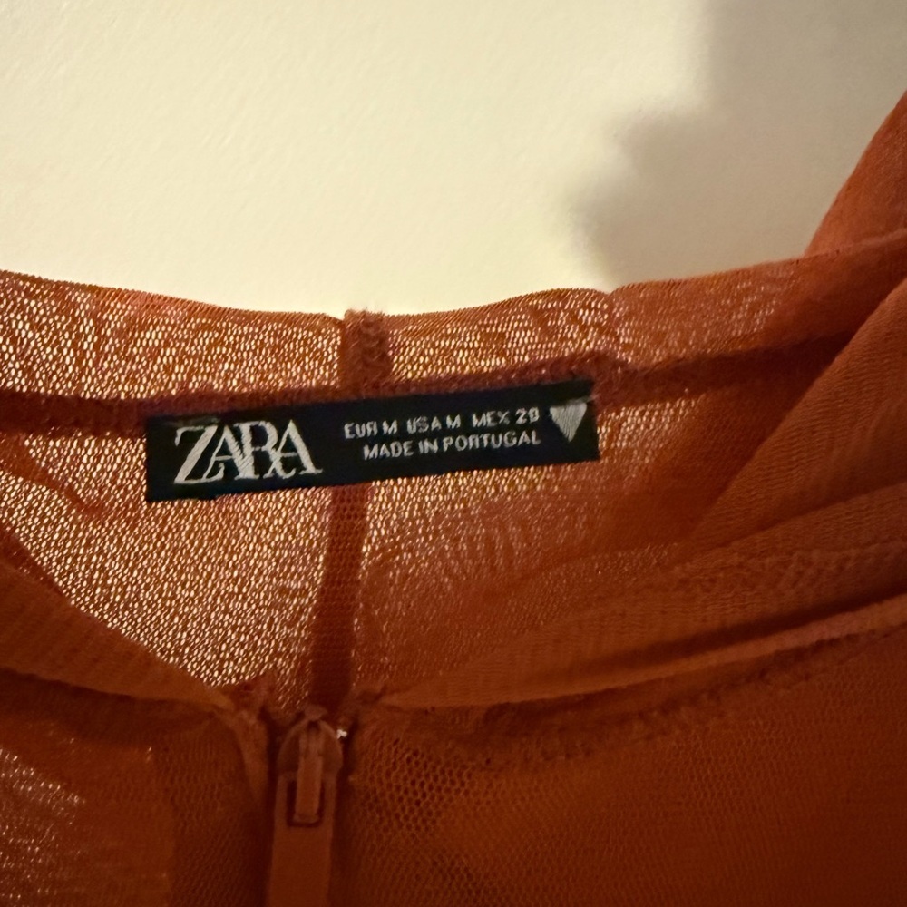Zara sheer mesh cropped sweater in a rich rust/burnt orange tone Size M NWOT - Picture 4 of 4